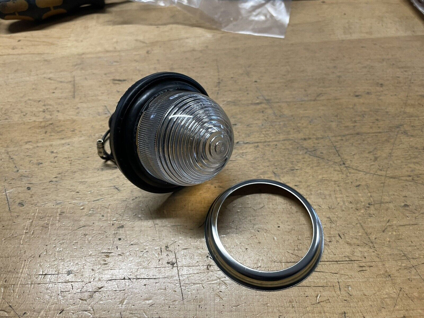 Blinker vorne mit Chromring Weis 59-87 Rover Mini CHM13White