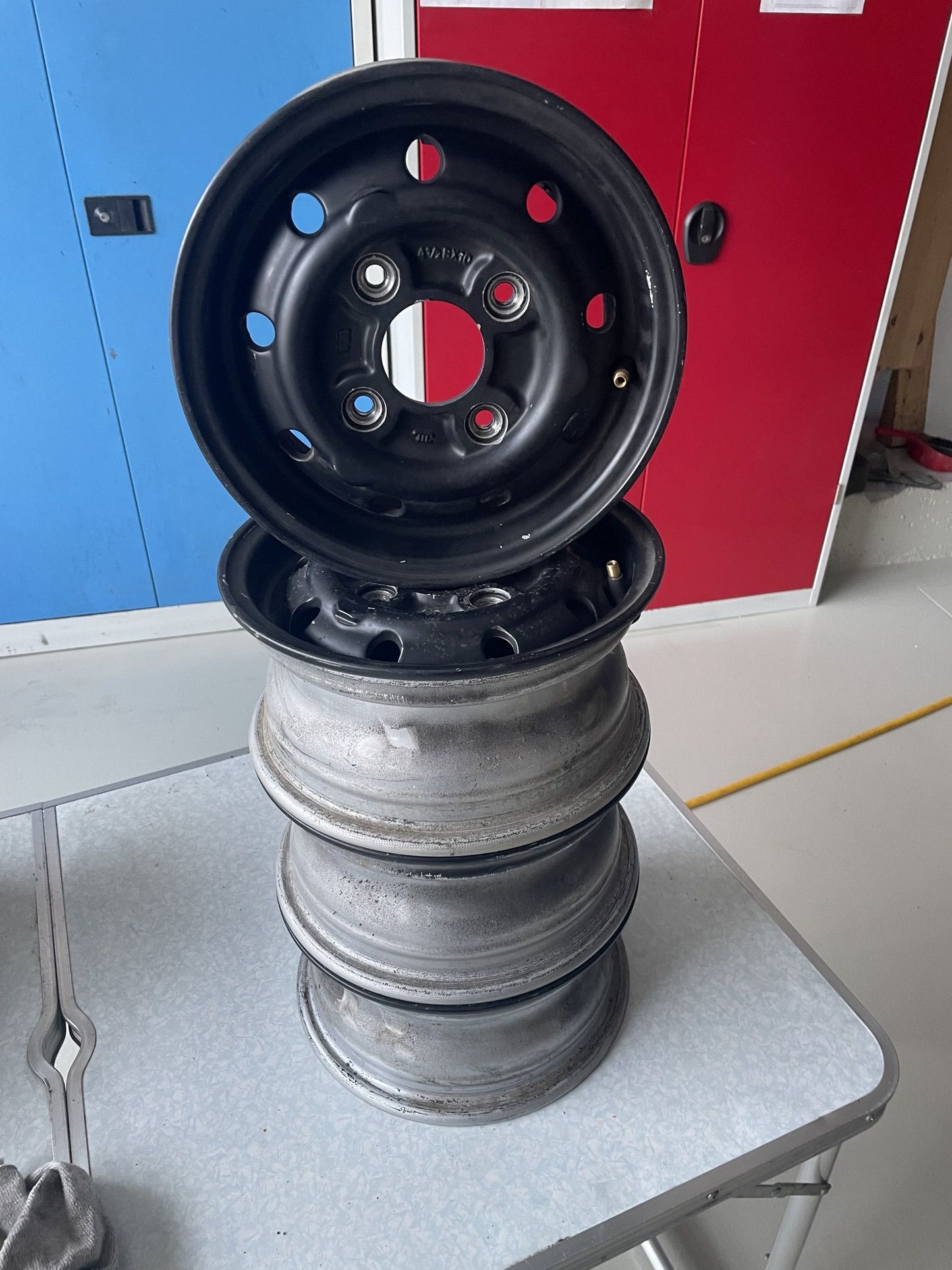 Satz Alu Felgen 4,5x10 ET35 Schwarz  matt lackiert gebraucht