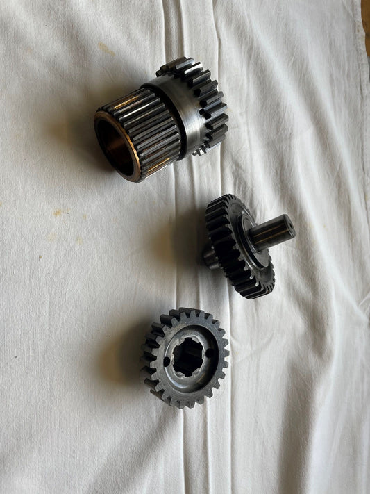 Gerade Verzahnter Zwischenradsatz A/S C-STR124, C-STR240, C-STR30 1:1 gebraucht